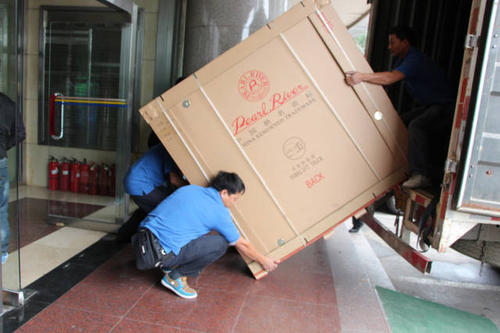 岳口镇钢琴贵重工艺品无忧运